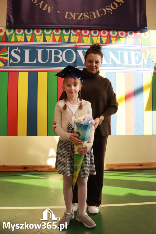Fotorelacja: Ślubowania Pierwszoklasistów w Szkole Podstawowej nr3 w Myszkowie