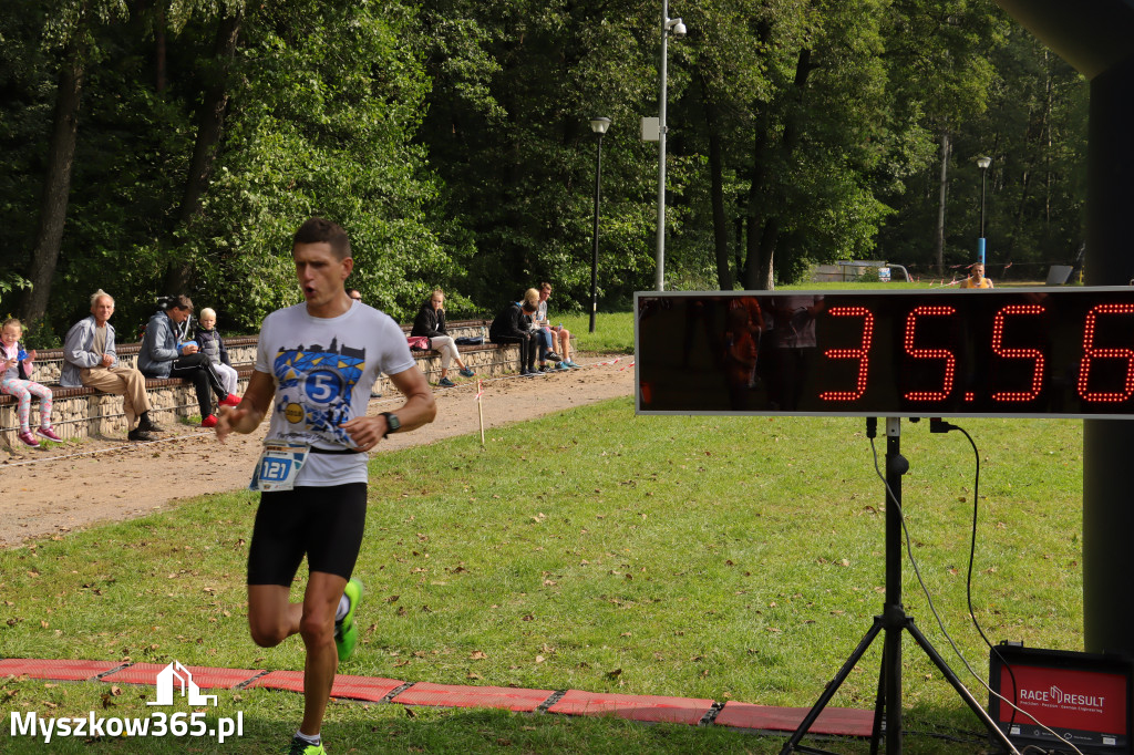 42 Międzynarodowy Bieg V Stawów Myszkowie.