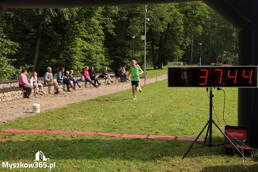 42 Międzynarodowy Bieg V Stawów Myszkowie.