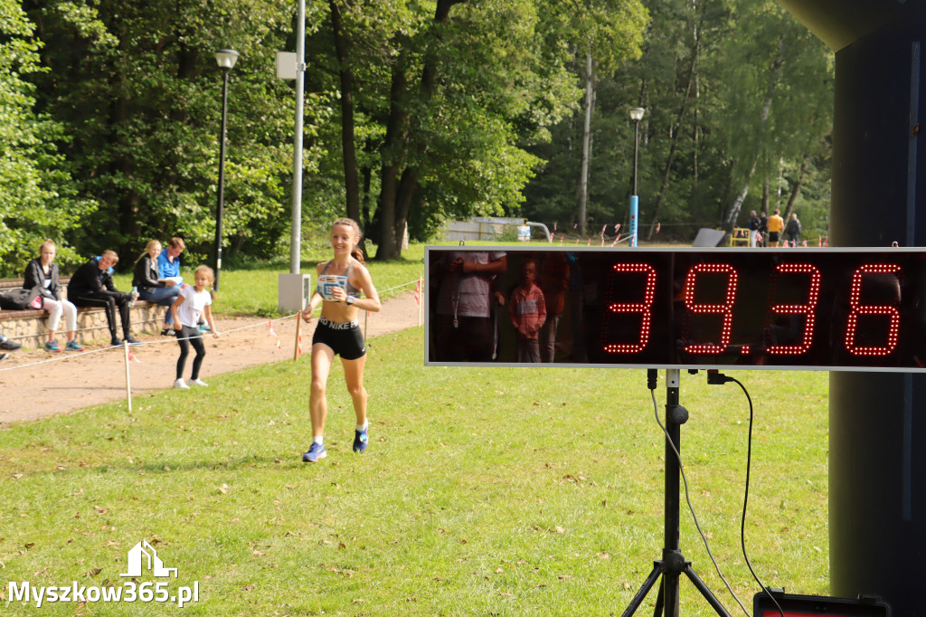 42 Międzynarodowy Bieg V Stawów Myszkowie.