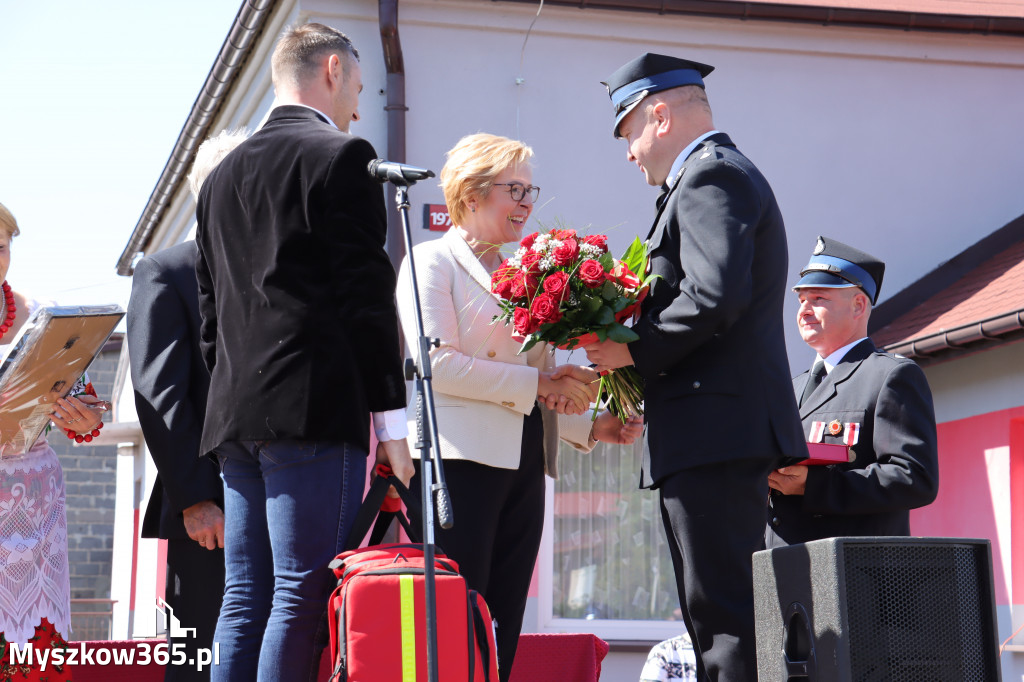 Europoseł Jadwiga Wiśniewska na Dożynkach w Przybynowie