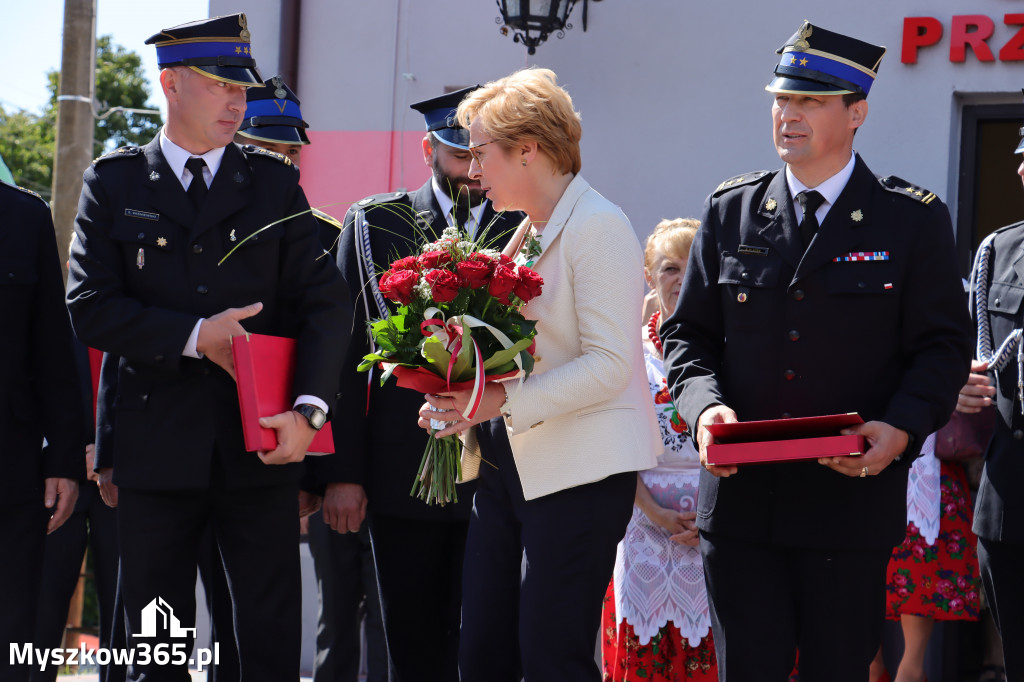 Europoseł Jadwiga Wiśniewska na Dożynkach w Przybynowie