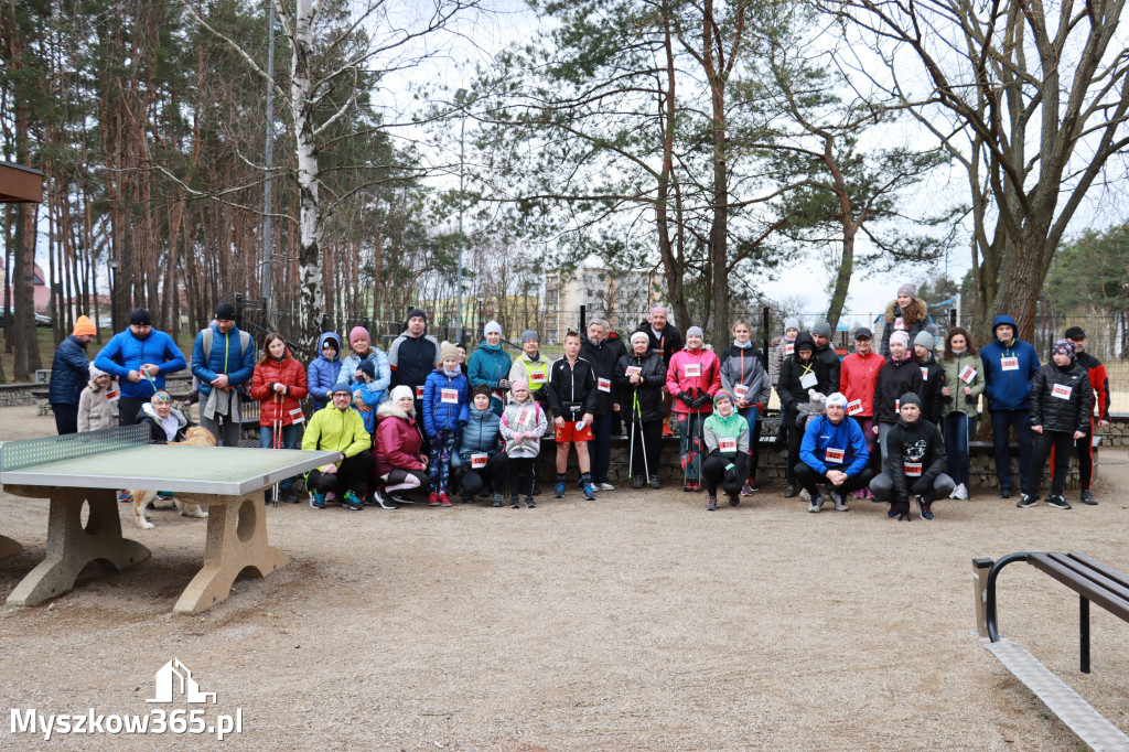  Zapraszamy na niedzielną fotorelacje  biegową  z dniu 10 kwiecień 2022 r.