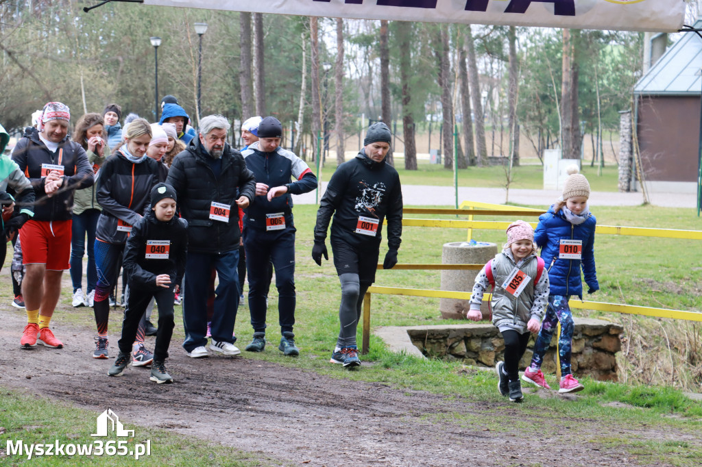  Zapraszamy na niedzielną fotorelacje  biegową  z dniu 10 kwiecień 2022 r.