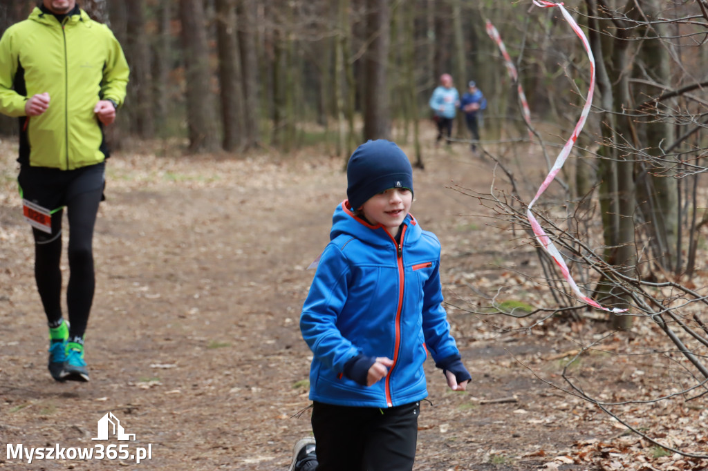  Zapraszamy na niedzielną fotorelacje  biegową  z dniu 10 kwiecień 2022 r.