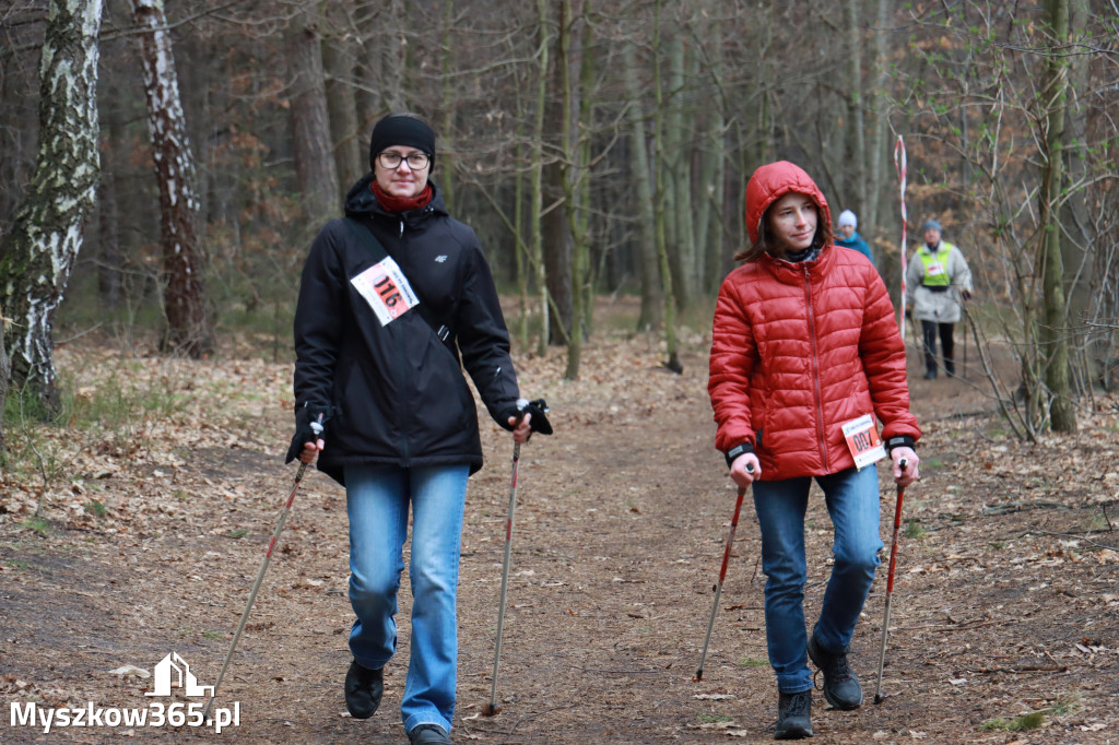  Zapraszamy na niedzielną fotorelacje  biegową  z dniu 10 kwiecień 2022 r.