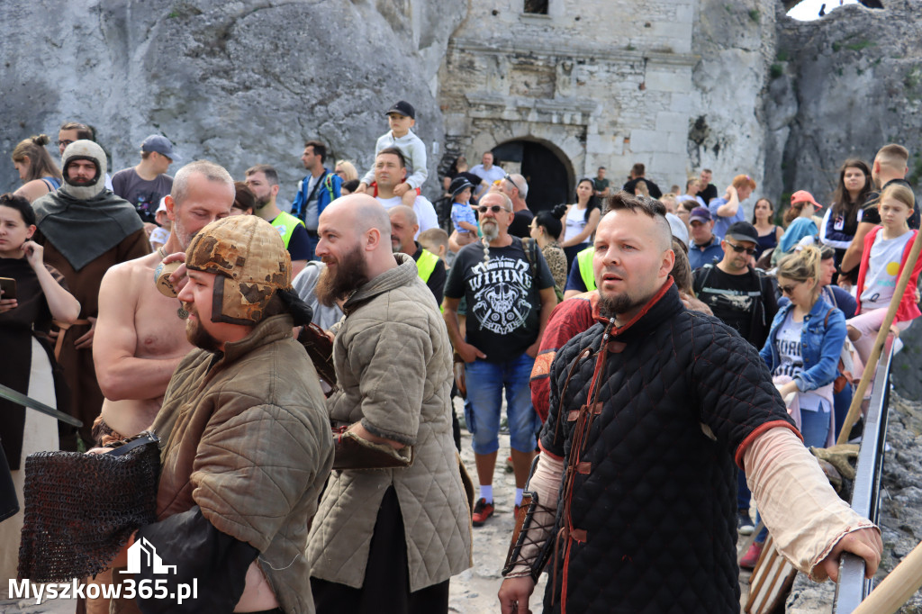 Zamek Ogrodzieniec - XVIII Najazd Barbarzyńców.
