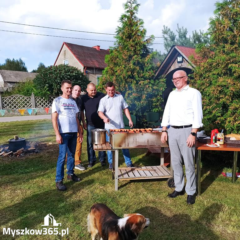 Zlot Ciągników i Samoróbek w Jaroszowie.