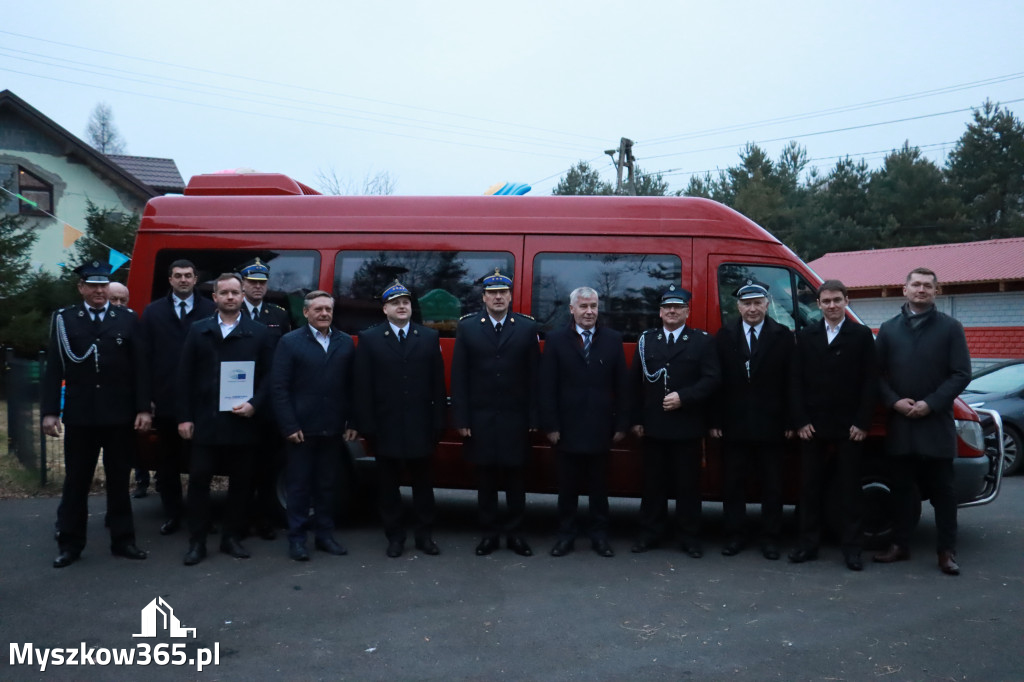  Fotorelacja - przekazanie samochodu dla OSP Koziegłowy - Rosochacz