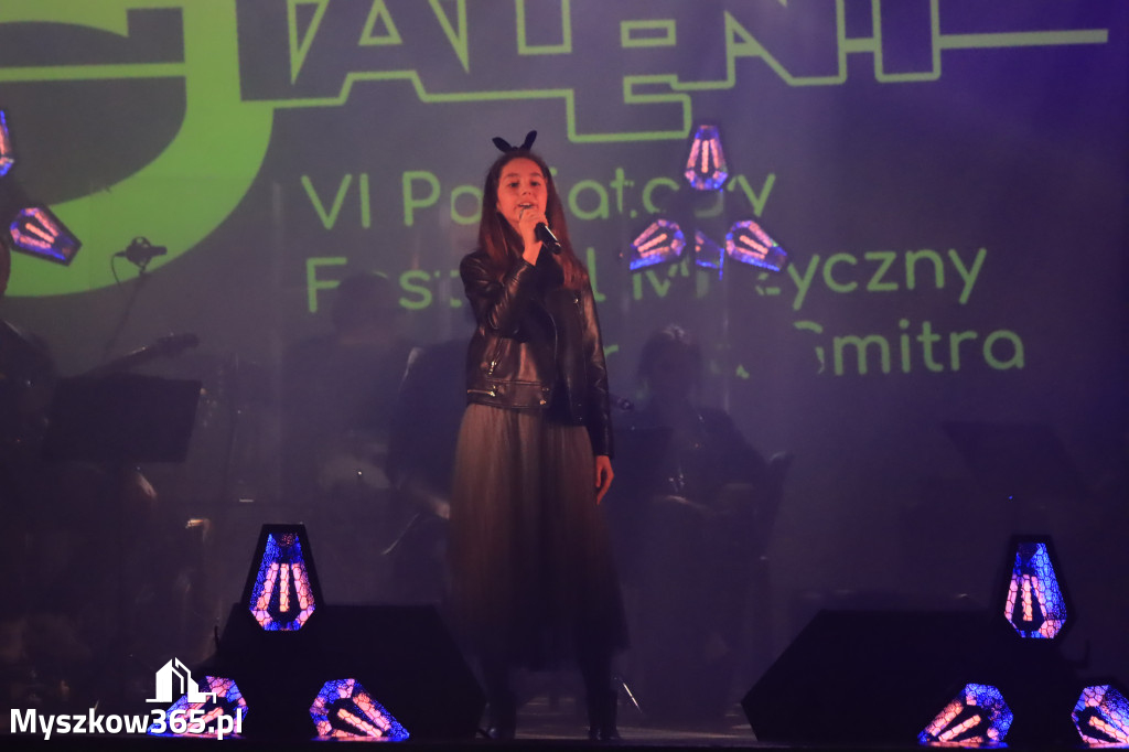 Fotorelacja: Nasz Talent w Koziegłowach klasy 4-6