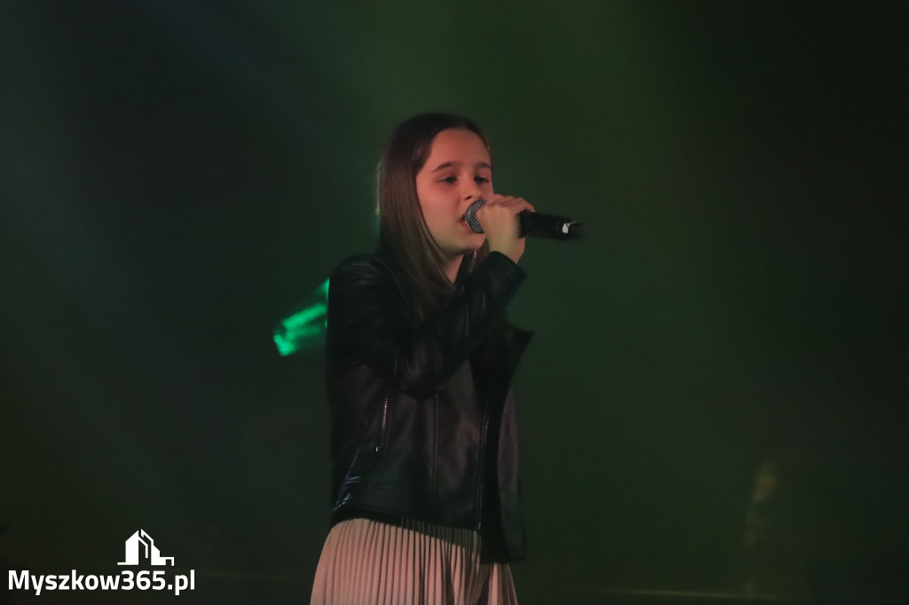 Fotorelacja: Nasz Talent w Koziegłowach klasy 4-6