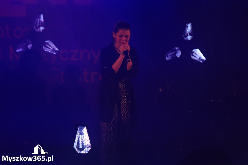 Fotorelacja: Nasz Talent w Koziegłowach klasy 4-6