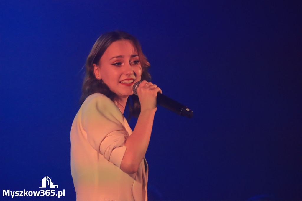Fotorelacja: Nasz Talent Szkoły Ponadpodstawowe Koziegłowy