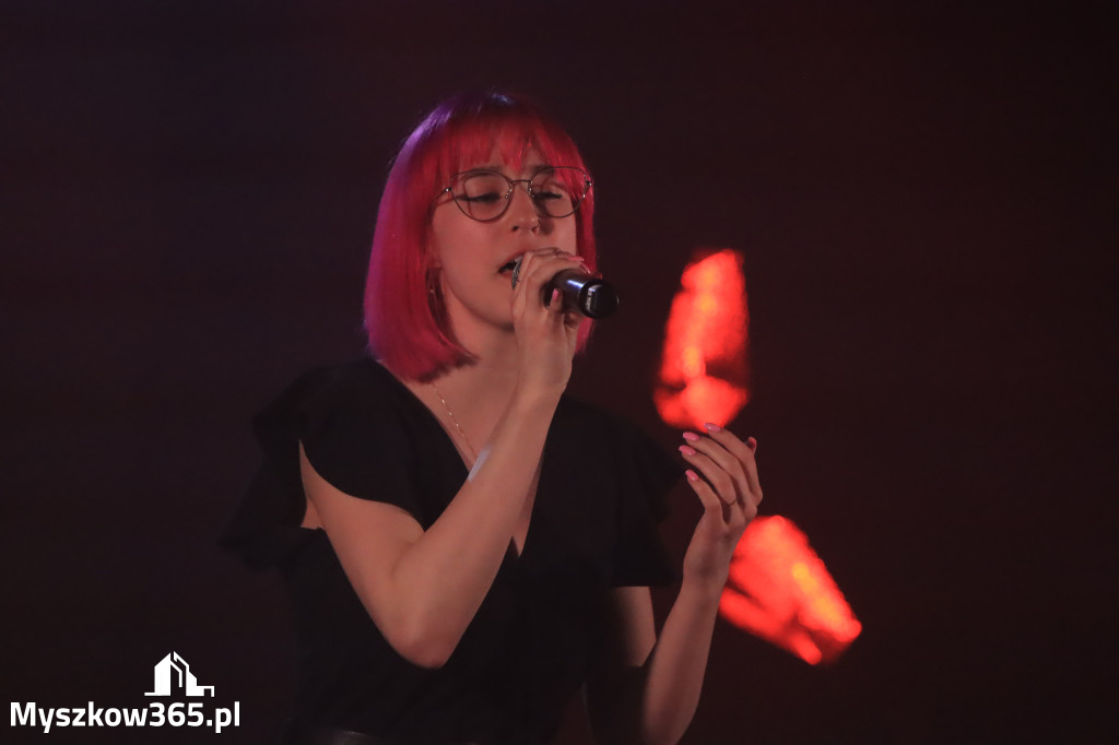 Fotorelacja: Nasz Talent Szkoły Ponadpodstawowe Koziegłowy