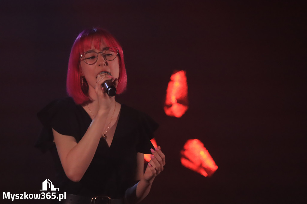 Fotorelacja: Nasz Talent Szkoły Ponadpodstawowe Koziegłowy