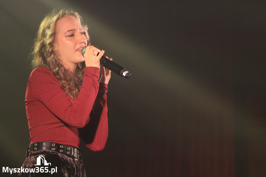 Fotorelacja: Nasz Talent Szkoły Ponadpodstawowe Koziegłowy