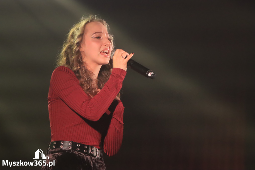 Fotorelacja: Nasz Talent Szkoły Ponadpodstawowe Koziegłowy