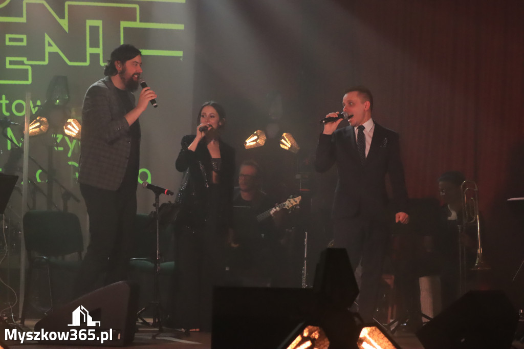 Fotorelacja: VI Powiatowy Nasz Talent w Koziegłowach