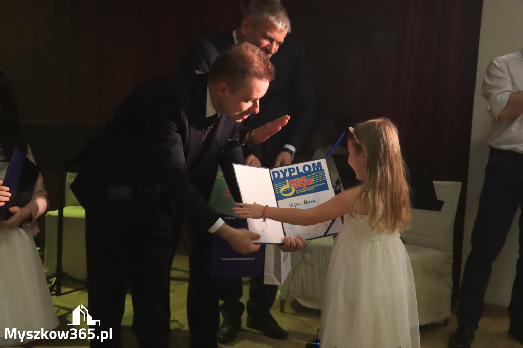 Fotorelacja: VI Powiatowy Nasz Talent w Koziegłowach