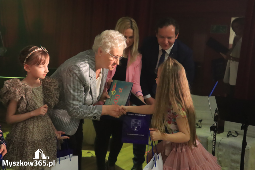 Fotorelacja: VI Powiatowy Nasz Talent w Koziegłowach