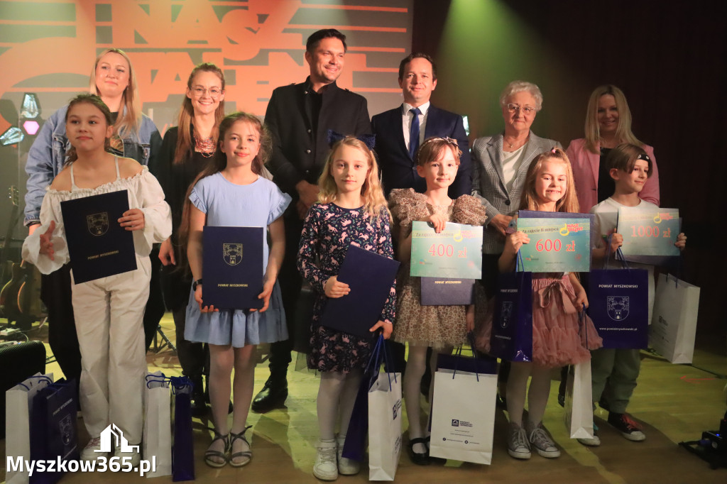 Fotorelacja: VI Powiatowy Nasz Talent w Koziegłowach