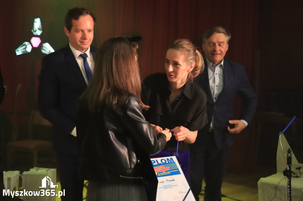 Fotorelacja: VI Powiatowy Nasz Talent w Koziegłowach