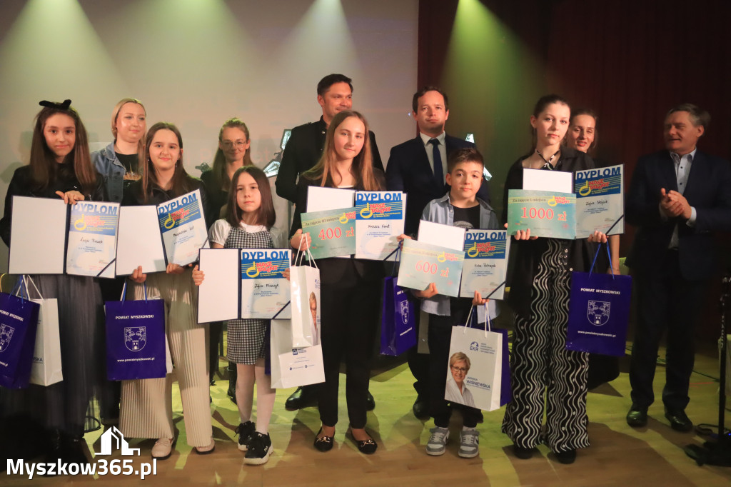Fotorelacja: VI Powiatowy Nasz Talent w Koziegłowach