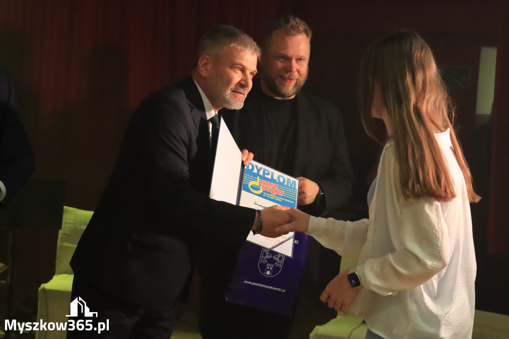 Fotorelacja: VI Powiatowy Nasz Talent w Koziegłowach