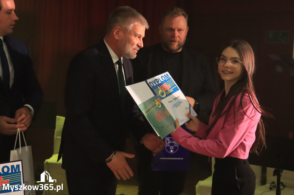 Fotorelacja: VI Powiatowy Nasz Talent w Koziegłowach