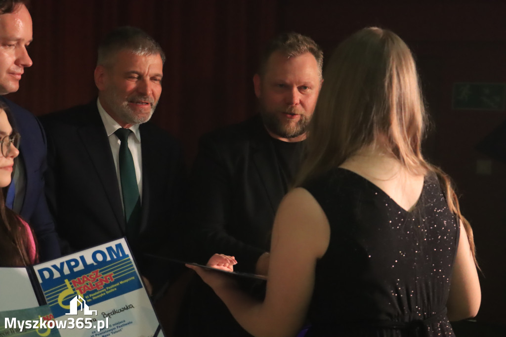 Fotorelacja: VI Powiatowy Nasz Talent w Koziegłowach