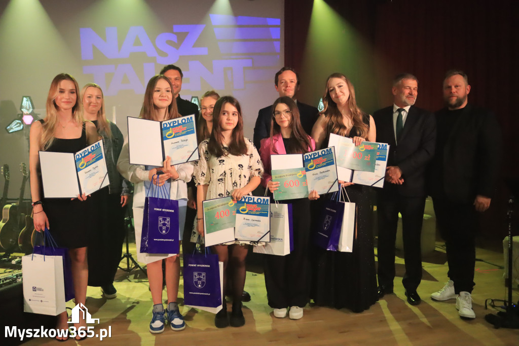 Fotorelacja: VI Powiatowy Nasz Talent w Koziegłowach