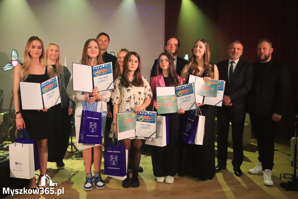 Fotorelacja: VI Powiatowy Nasz Talent w Koziegłowach