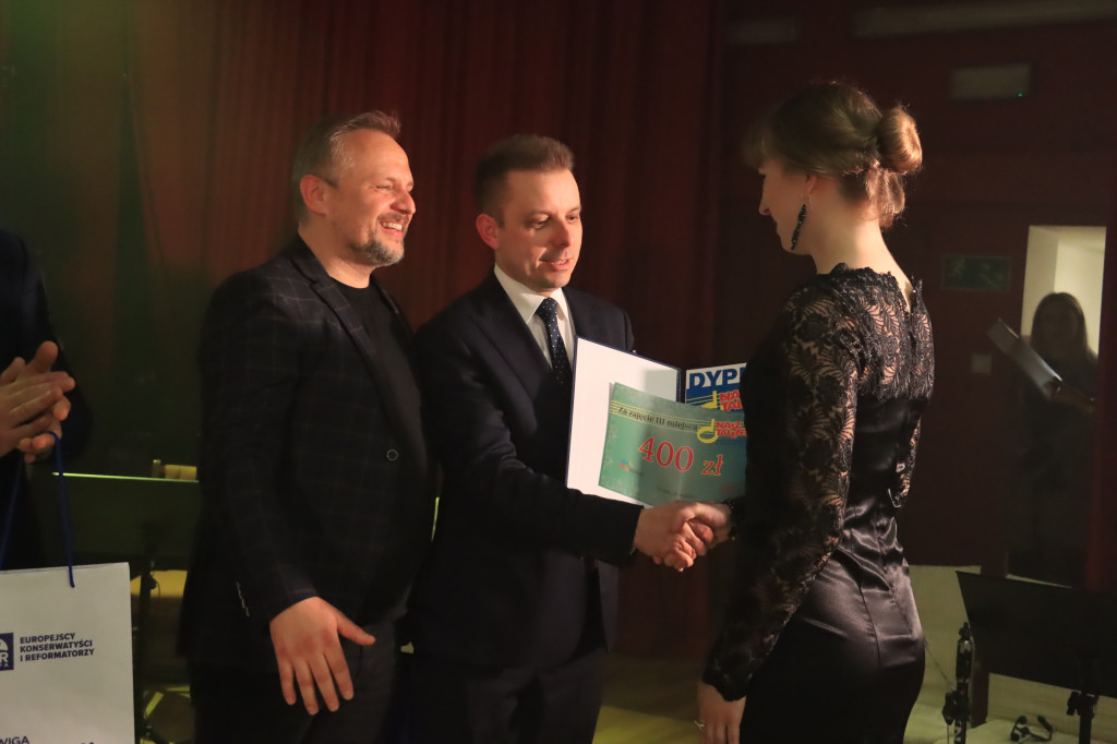 Fotorelacja: VI Powiatowy Nasz Talent w Koziegłowach