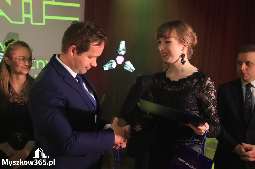 Fotorelacja: VI Powiatowy Nasz Talent w Koziegłowach