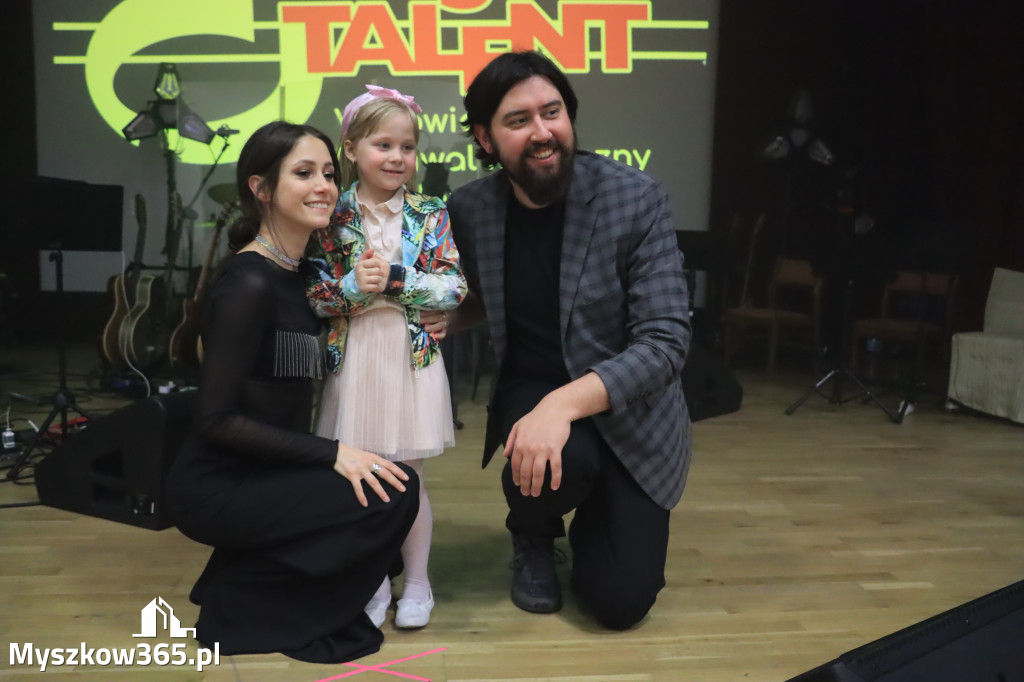 Fotorelacja: VI Powiatowy Nasz Talent w Koziegłowach