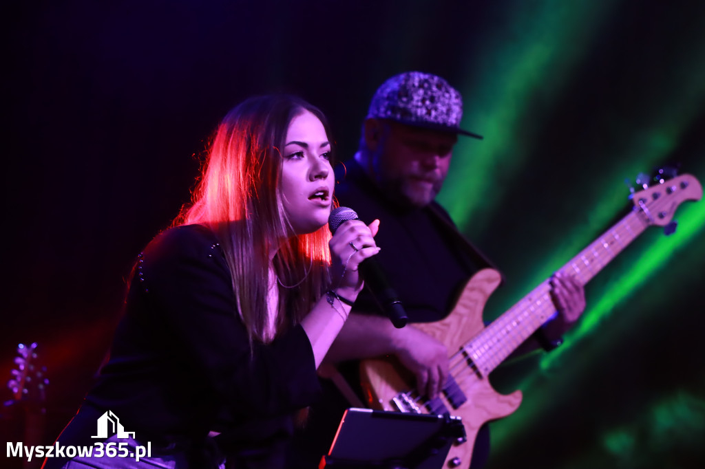 Fotorelacja: JULIA TKACZ - Koncert w Koziegłowach!