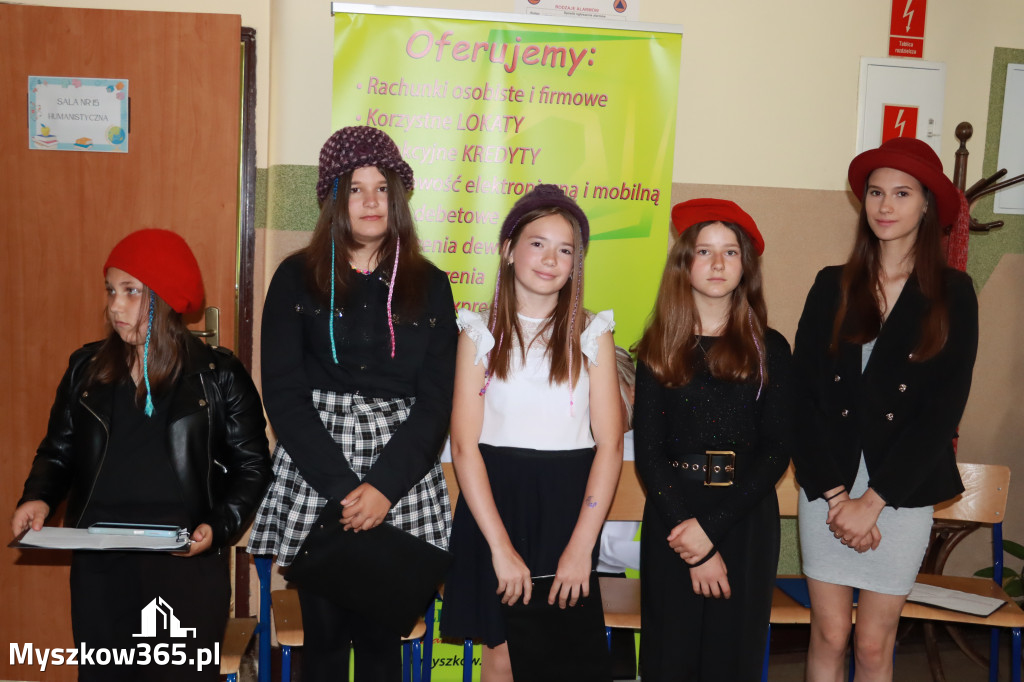 Fotorelacja: SP Siedlec Duży - Wojewódzki Konkurs Poetycko-Plastyczny