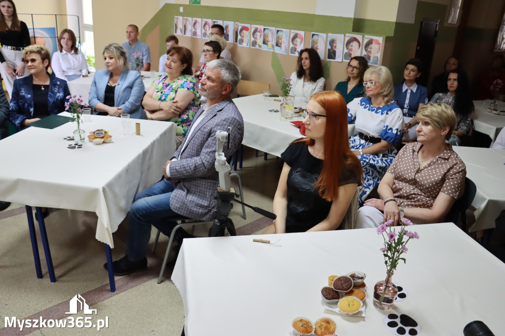 Fotorelacja: SP Siedlec Duży - Wojewódzki Konkurs Poetycko-Plastyczny