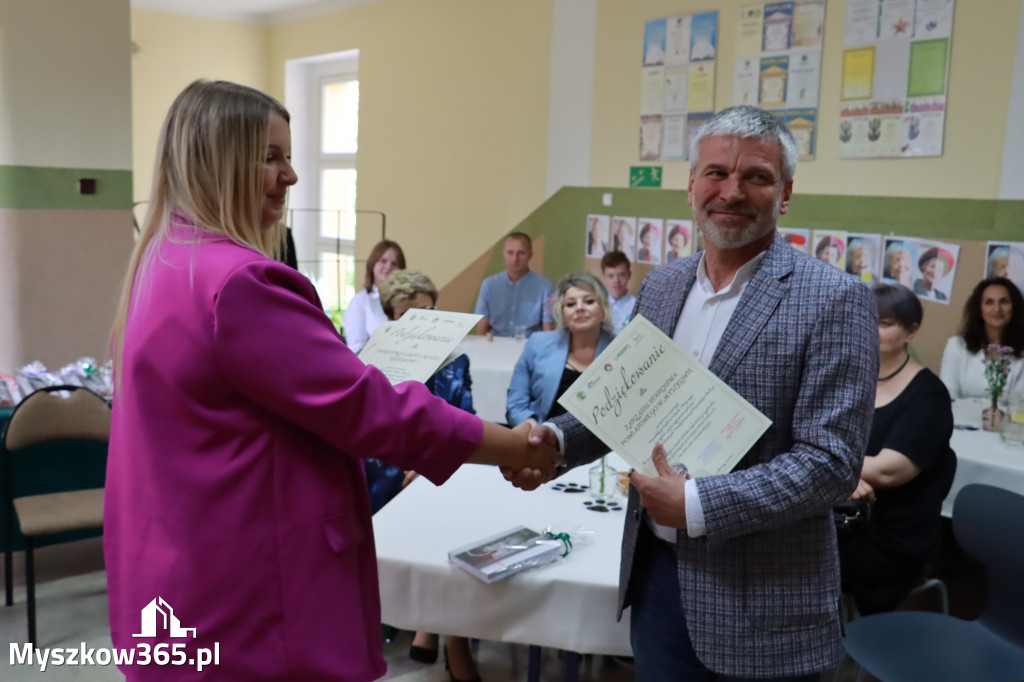 Fotorelacja: SP Siedlec Duży - Wojewódzki Konkurs Poetycko-Plastyczny