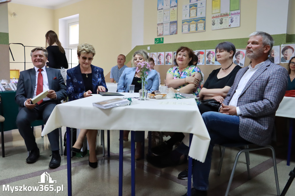 Fotorelacja: SP Siedlec Duży - Wojewódzki Konkurs Poetycko-Plastyczny