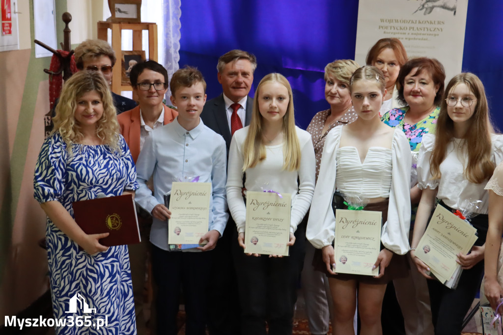Fotorelacja: SP Siedlec Duży - Wojewódzki Konkurs Poetycko-Plastyczny