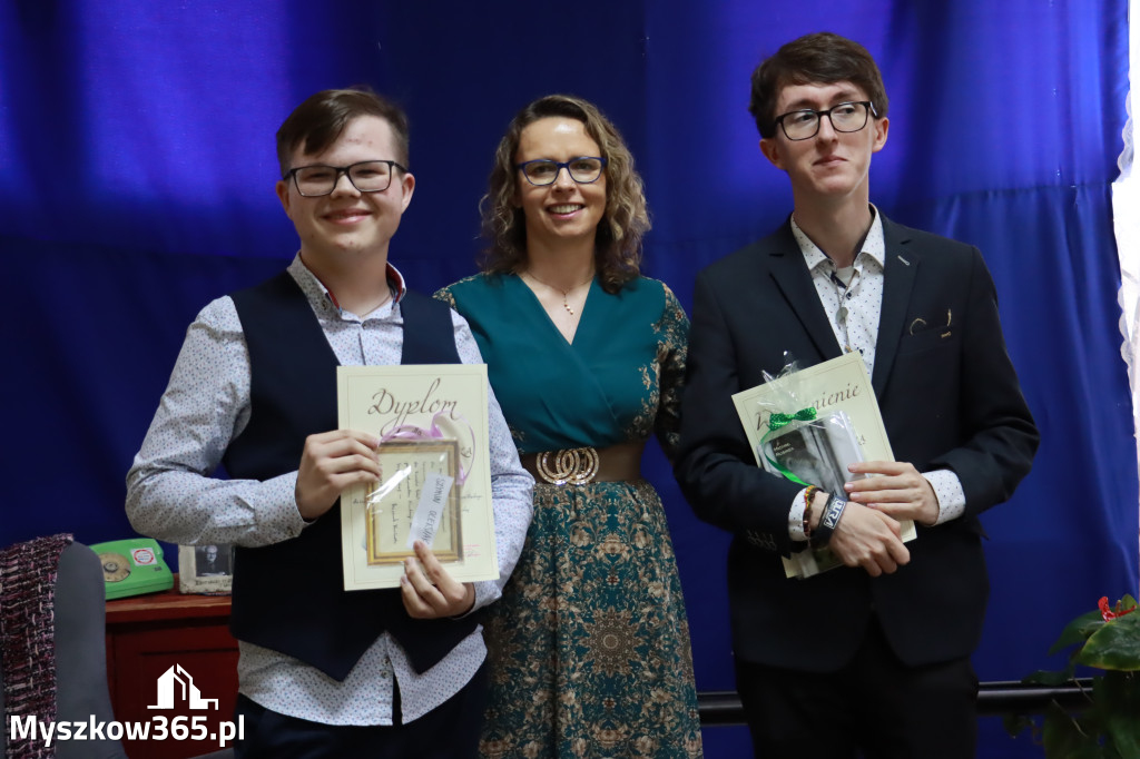 Fotorelacja: SP Siedlec Duży - Wojewódzki Konkurs Poetycko-Plastyczny