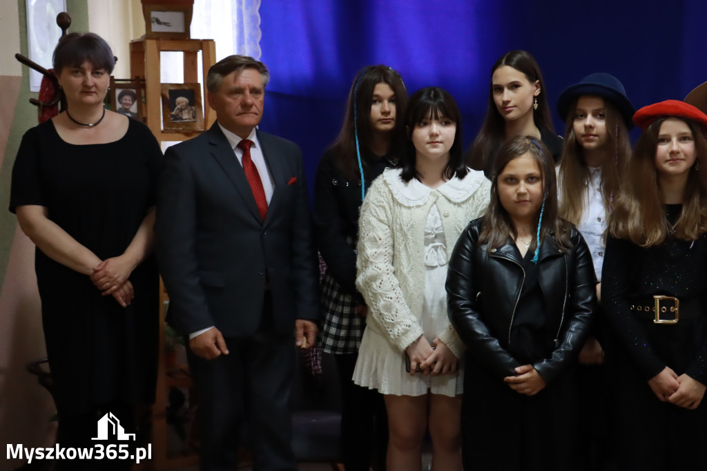 Fotorelacja: SP Siedlec Duży - Wojewódzki Konkurs Poetycko-Plastyczny