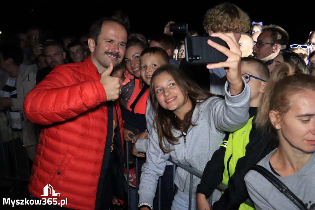 Fotorelacja: Muzyczne pożegnanie Wakacji w Myszkowie cz. 2