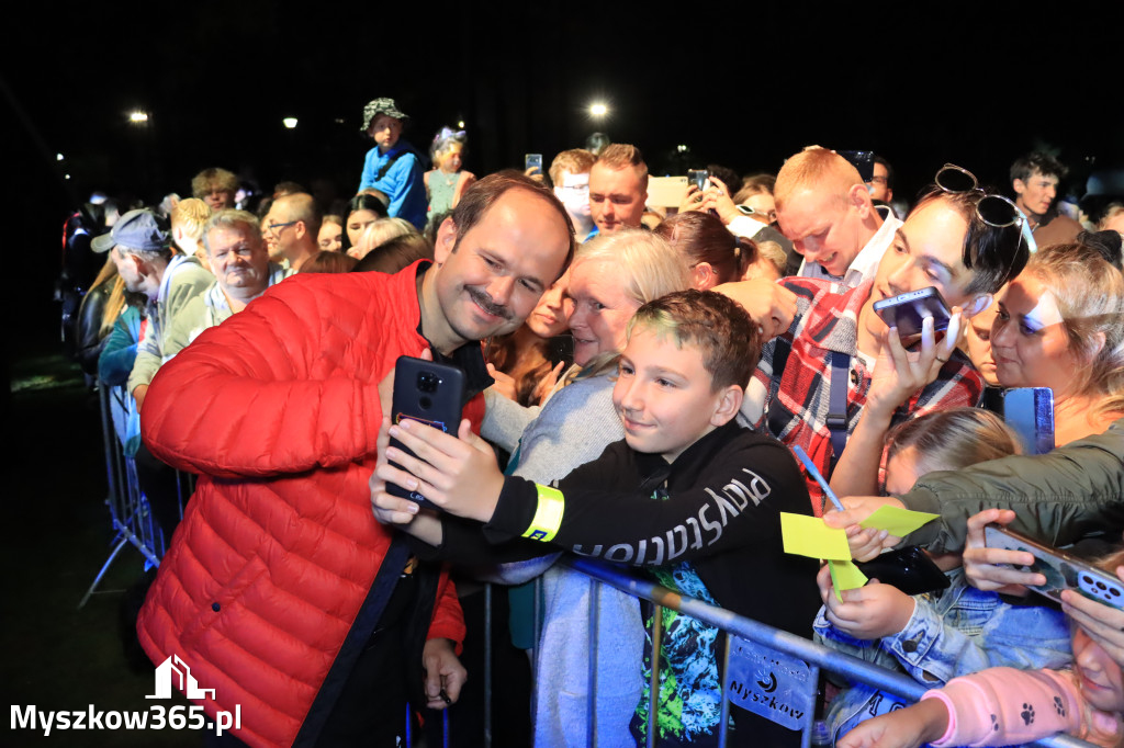 Fotorelacja: Muzyczne pożegnanie Wakacji w Myszkowie cz. 2