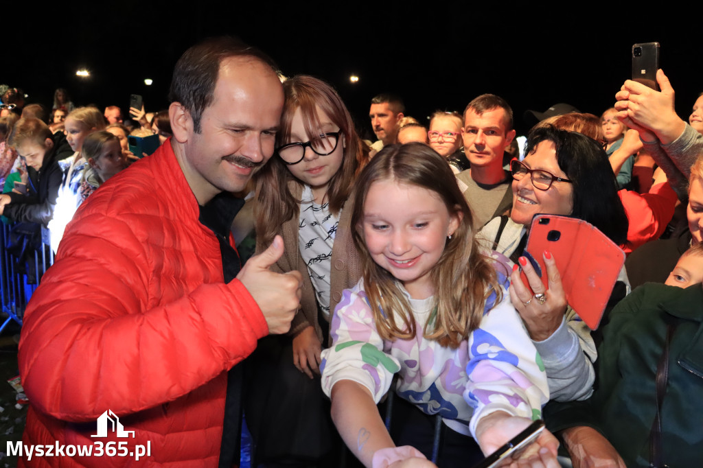 Fotorelacja: Muzyczne pożegnanie Wakacji w Myszkowie cz. 2