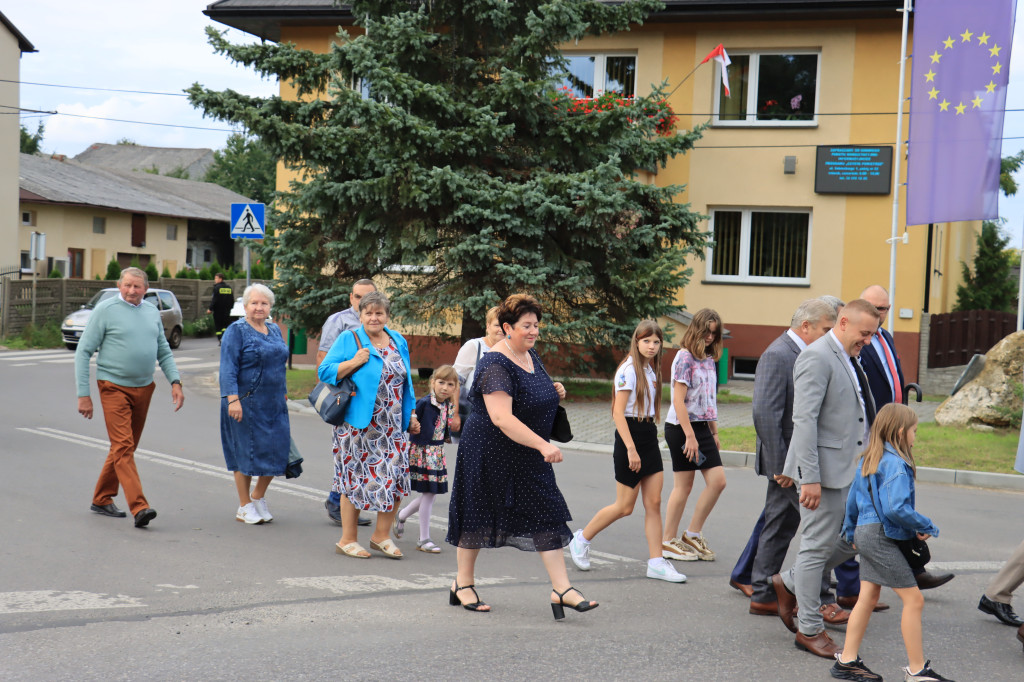 Fotorelacja: Dożynki Gminno-Parafialne w Niegowie cz. 1