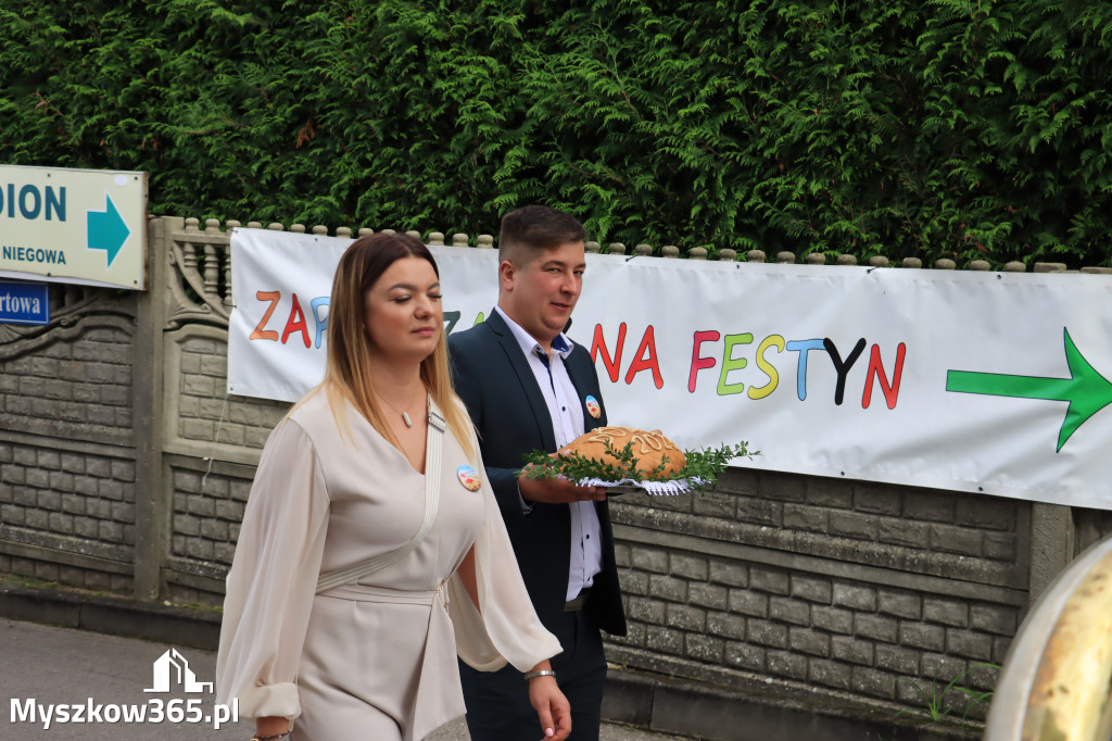 Fotorelacja: Dożynki Gminno-Parafialne w Niegowie cz. 1