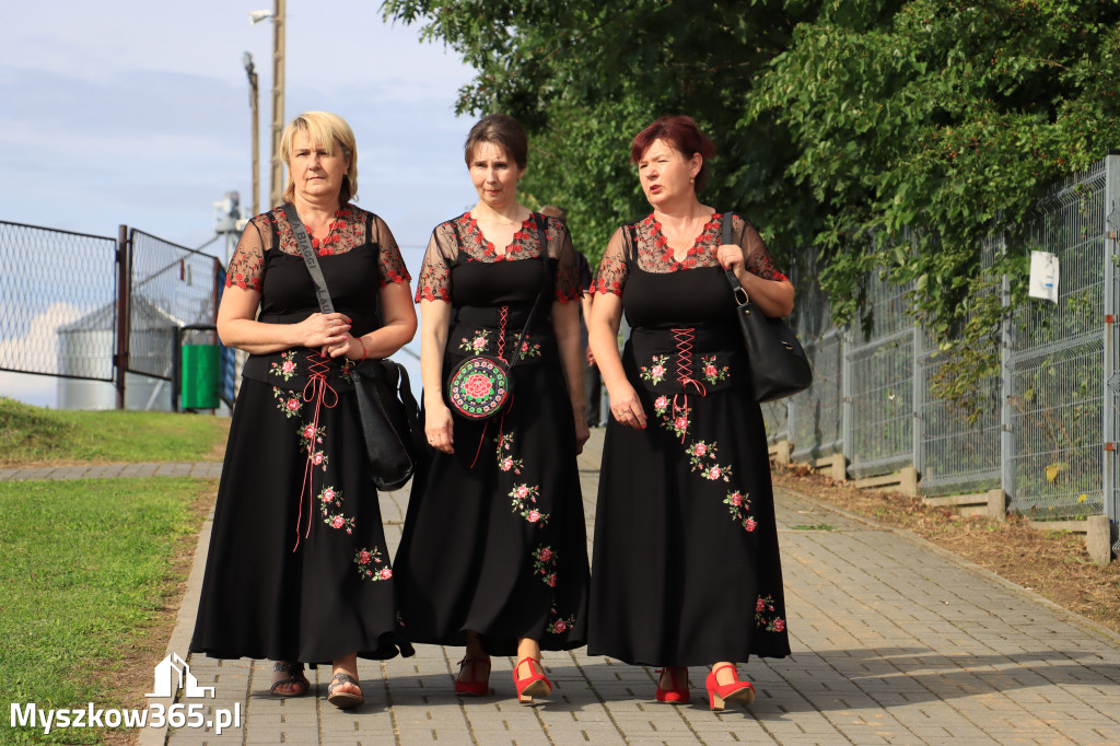 Fotorelacja: Dożynki Gminno-Parafialne w Niegowie cz. 1