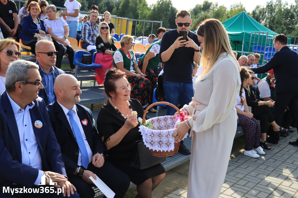 Fotorelacja: Dożynki Gminno-Parafialne w Niegowie cz. 1